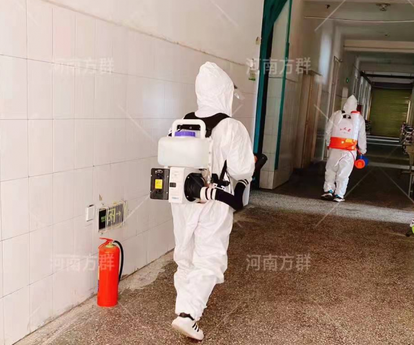 河南方群在杞县的消毒现场